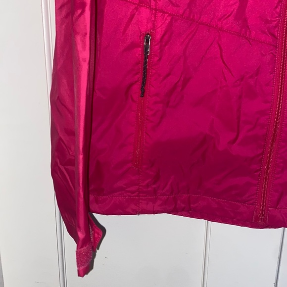 EUC Columbia lightweight unlined water resistant pink magenta raincoat, medium! - Picture 5 of 14